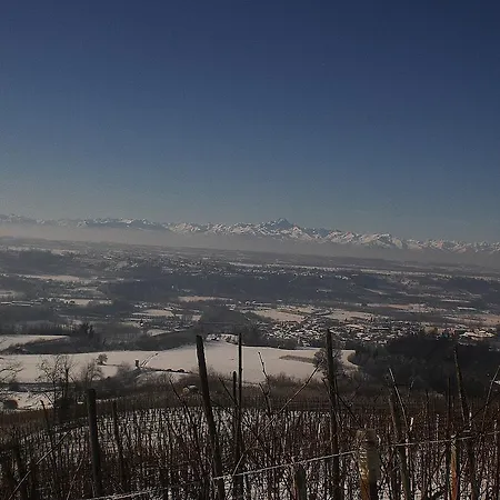 Cascina La Romana Farm stay Dogliani