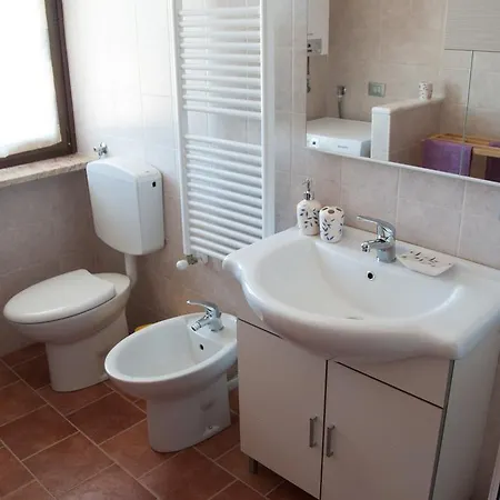 Cascina La Romana Farm stay Dogliani